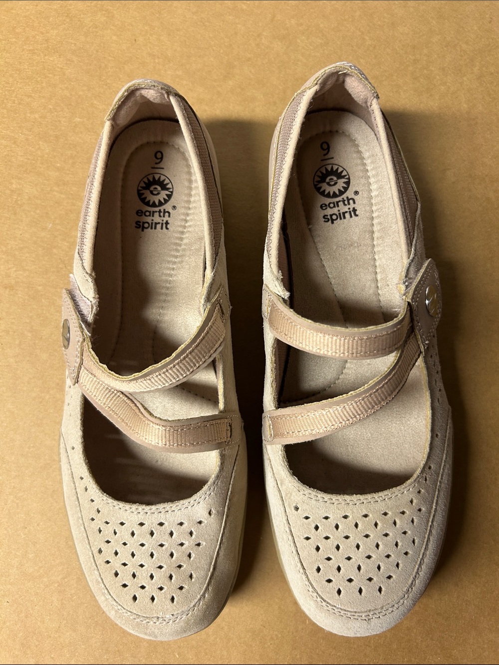 Earth Spirit Women's Light Beige Double-Strap Mary Jane Flats